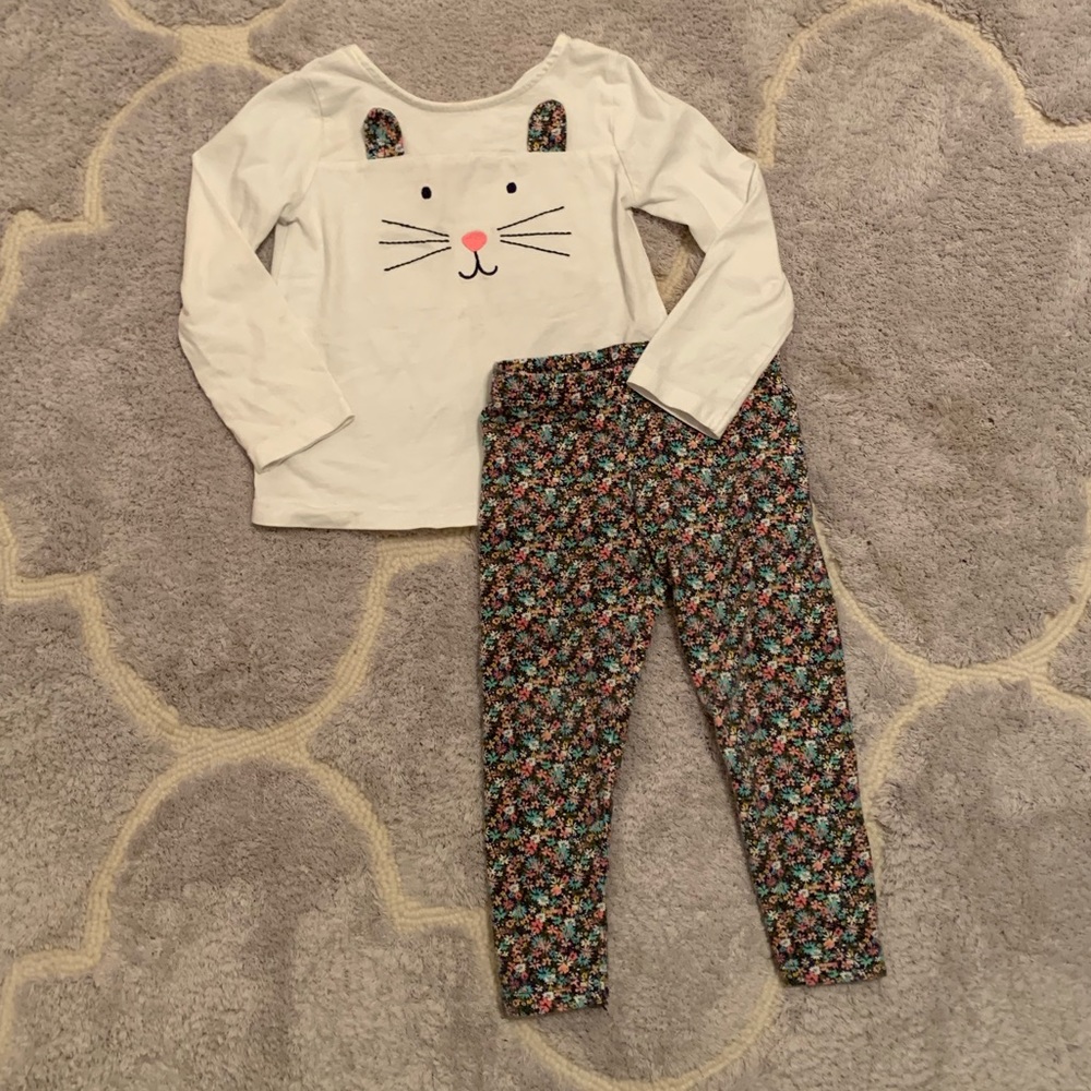 Carters baby girl matching set